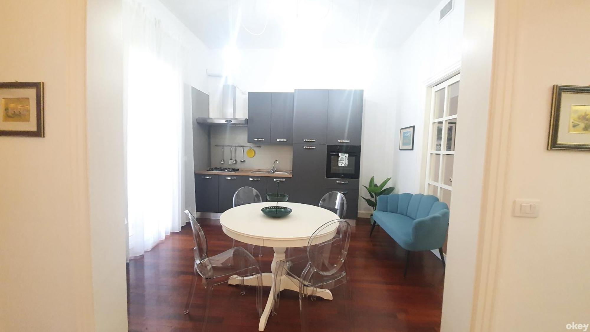 Dimora Alighieri - Bari Centro Apartment Екстериор снимка