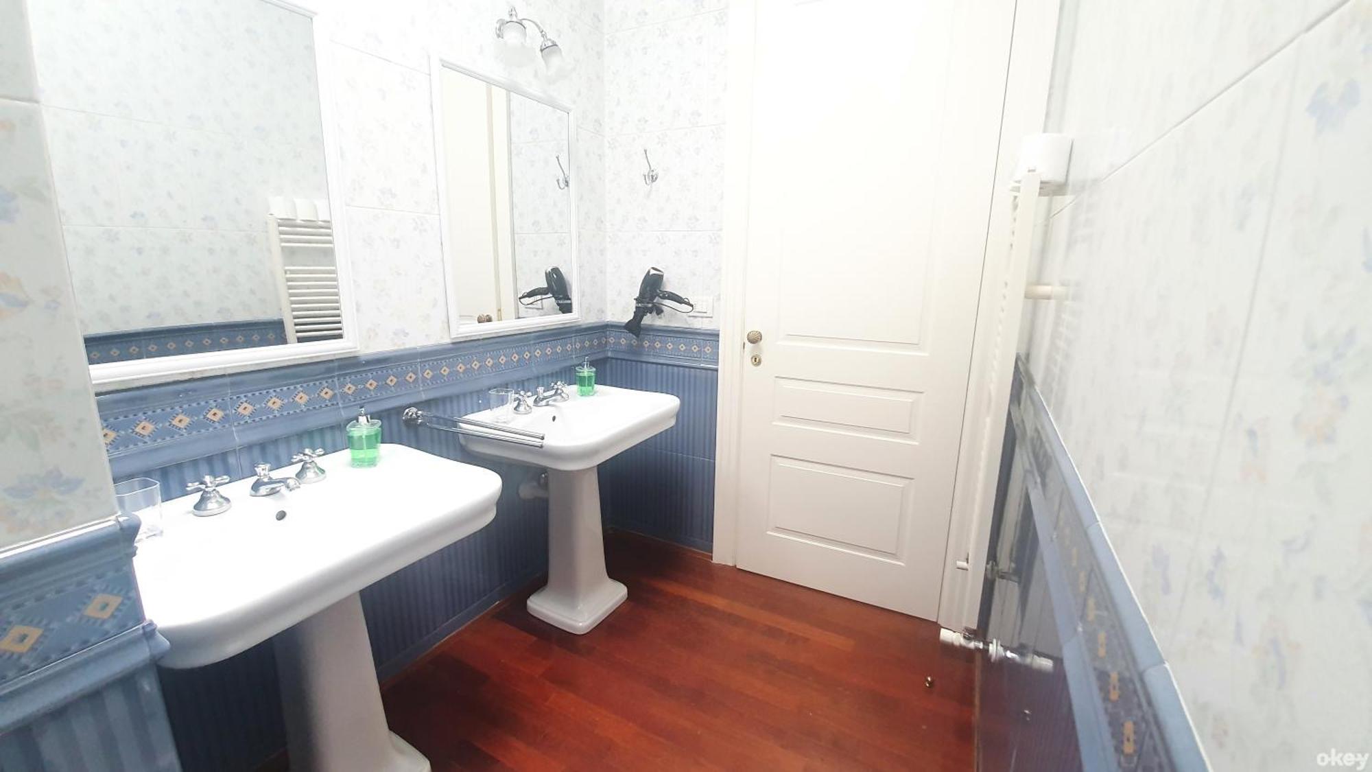 Dimora Alighieri - Bari Centro Apartment Екстериор снимка
